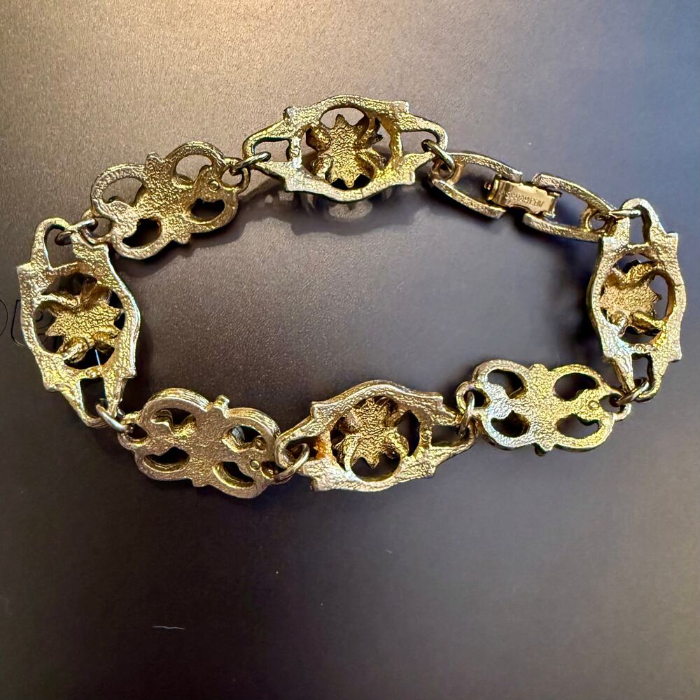 Vintage 70s Sarah Coventry Contessa Gold Tone Link Bracelet - Picture 4 of 9